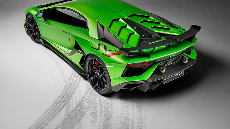 Lamborghini Aventador SVR4