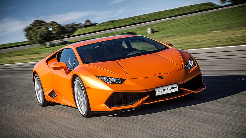 Lamborghini Huracan LP610 4 front.jpg
