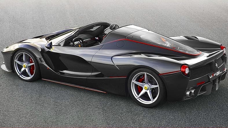 Ferrari LaFerrari Aperta.jpg