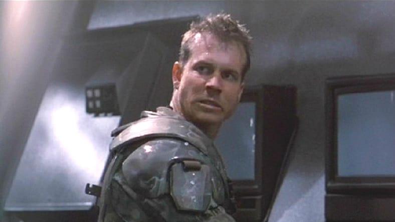 Bill Paxton in Aliens