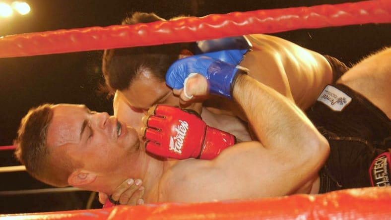 mma ground fighting.jpg