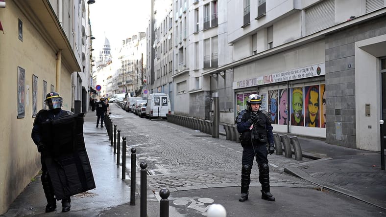 np010716_parisattack_article1.jpg