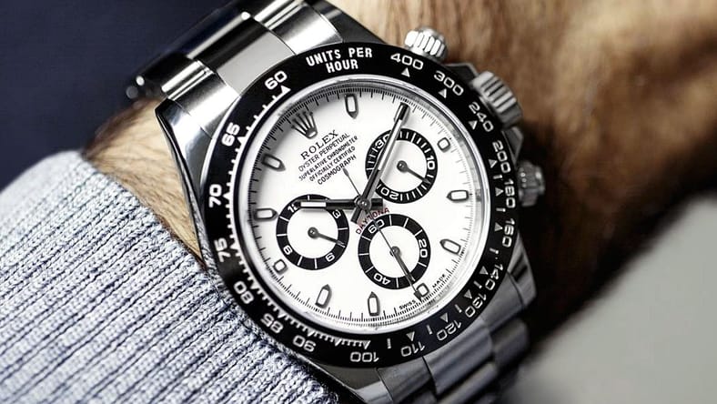 Roger-Federer-New-Rolex-Daytona-Ceramic-Wrist-Shot.jpg