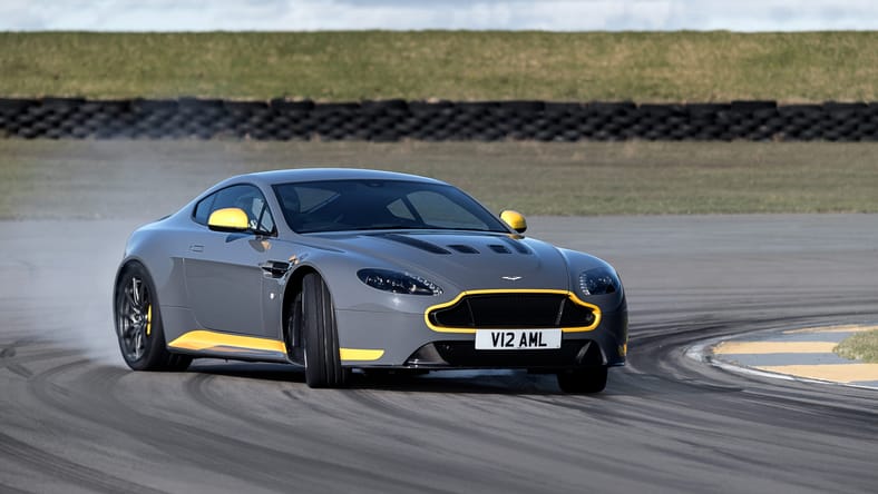 v12-vantages_manual_060416_4.jpg