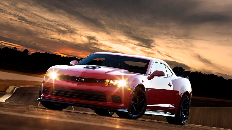 2015-Chevrolet-CamaroZ28-056