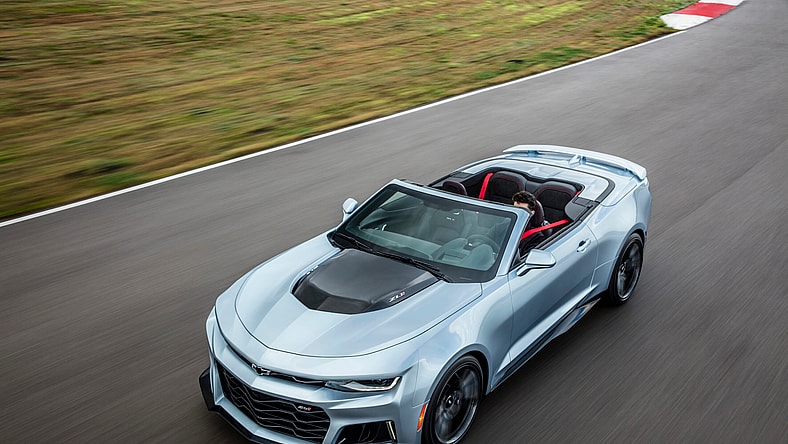 2017-Chevrolet-Camaro-ZL1-Conv-027 (1)