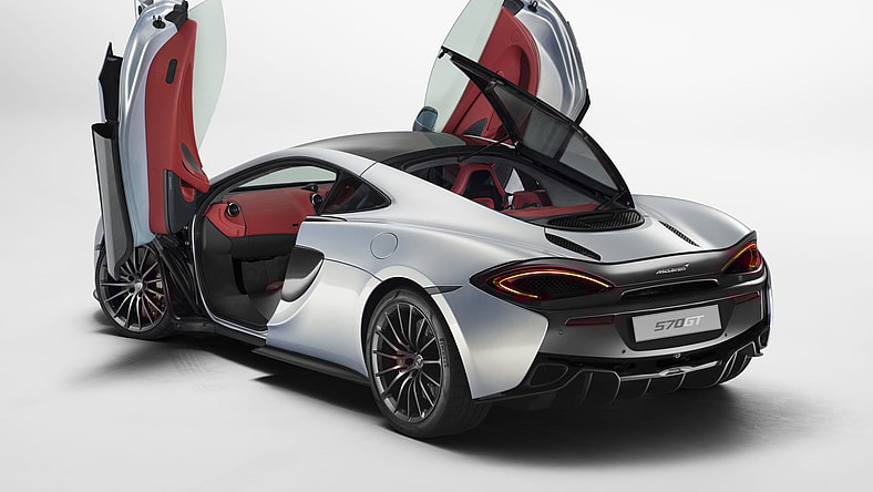 6223McLaren-570GT_04.jpg