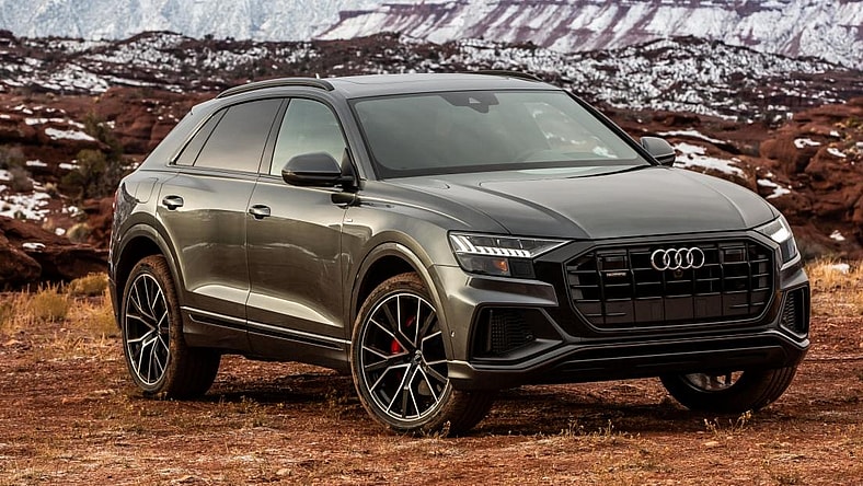 Audi Q8 Promo