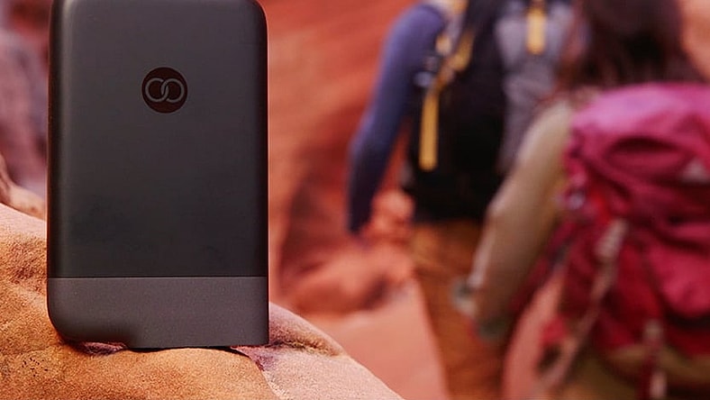 Locate and communicate without cell or Wi-Fi service
