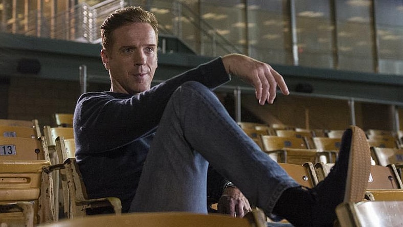 Damian Lewis kicks back as Bobby Axelrod.
