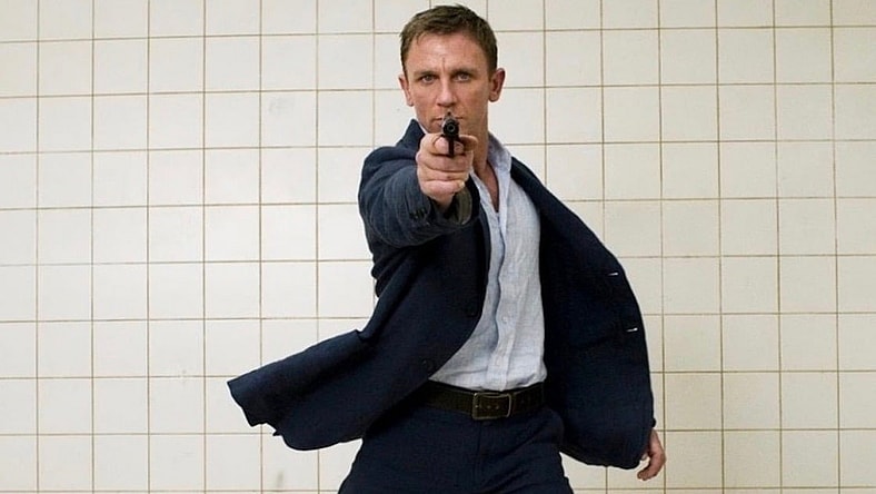 Daniel-Craig-James-Bond-Payday-Promo