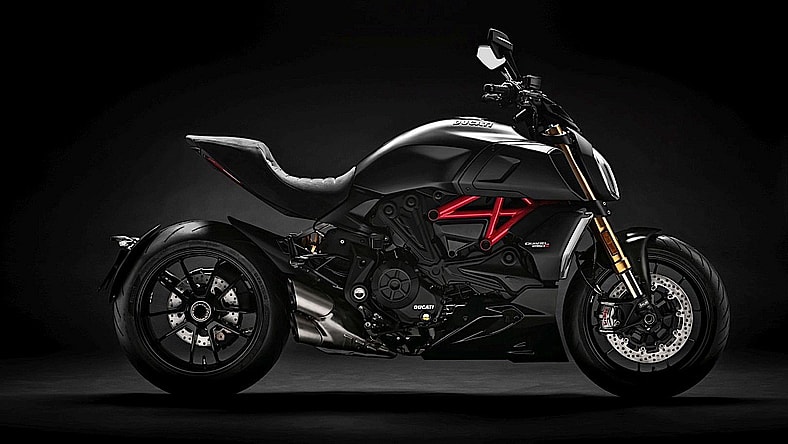 ducati-diavel-1260-to-be-delivered-starting-february_19