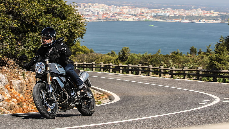 DucatiRoad1