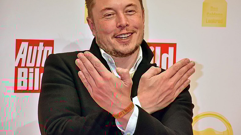 elon-musk-tesla-GettyImages-622106054
