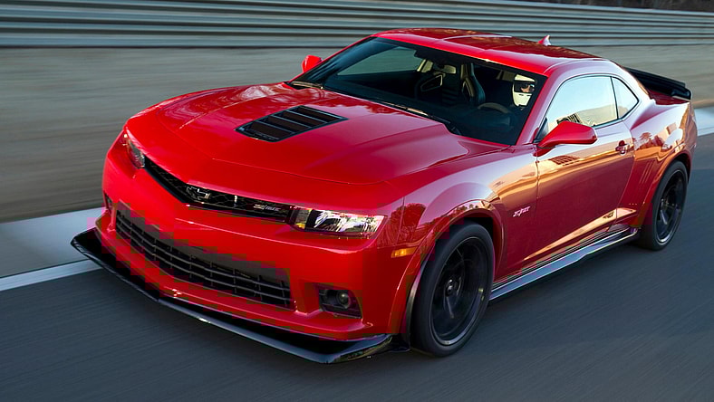 facebook-Linked_Image___2015-Chevrolet-CamaroZ28-054