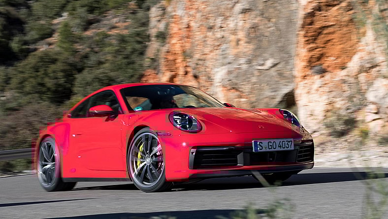 facebook-Linked_Image___2020 Porsche 911 S19_0067_fine