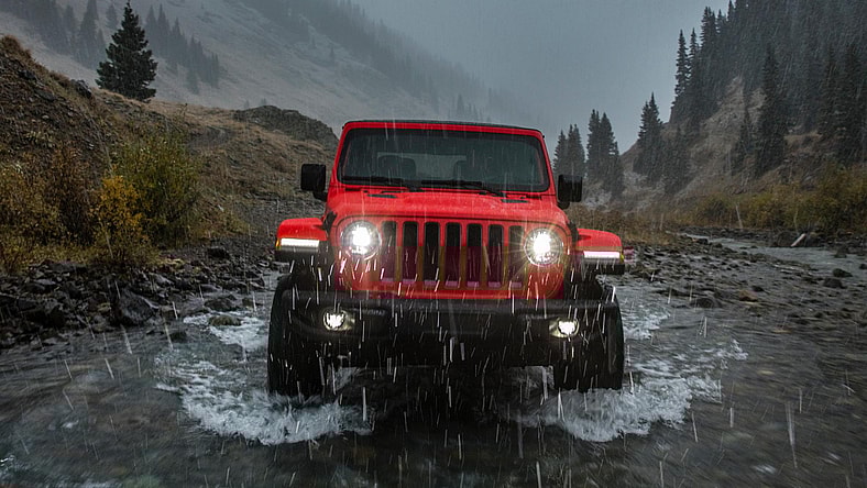 facebook-Linked_Image___All-new-2018-Jeep-Wrangler-Rubicon-7