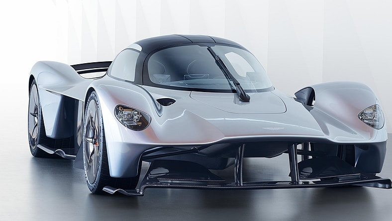 facebook-Linked_Image___Aston_Martin_Valkyrie_07