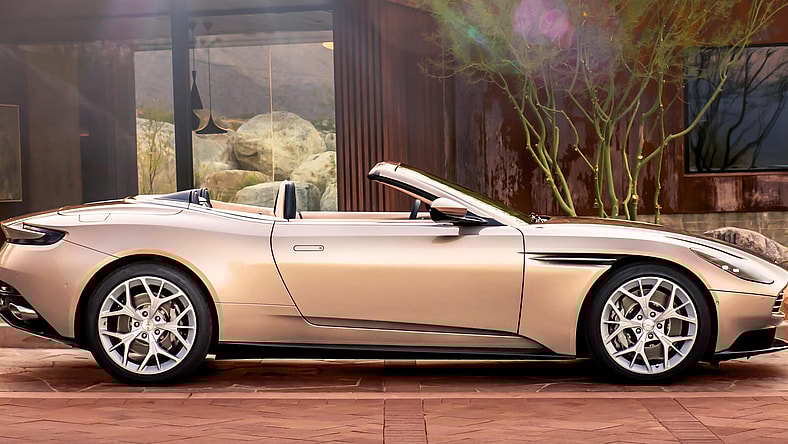 facebook-Linked_Image___DB11_Volante_09