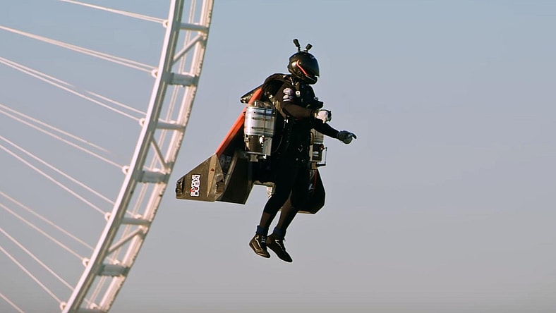 facebook-Linked_Image___dubai-jetman-video