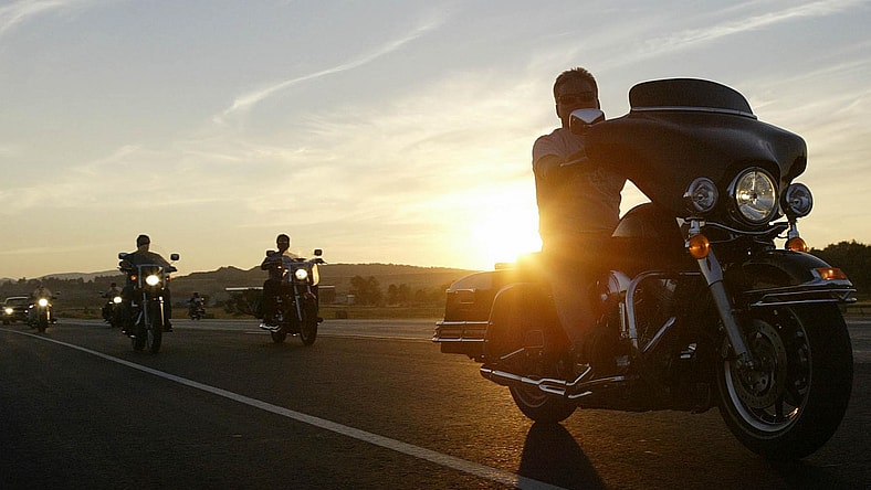 facebook-Linked_Image___GettyImages-72462147