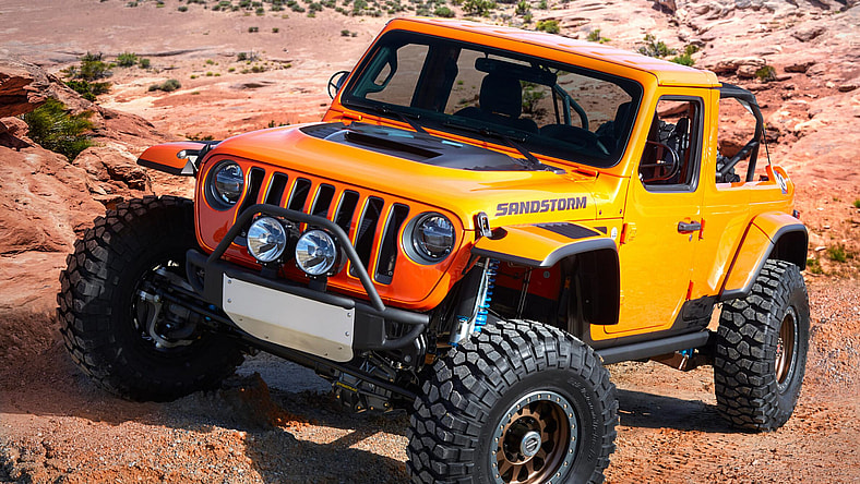 facebook-Linked_Image___Jeep Sandstorm concept