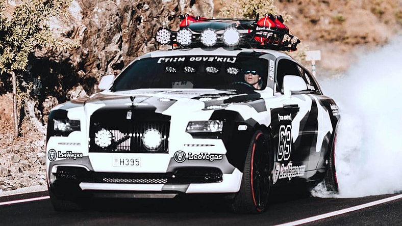 facebook-Linked_Image___Jon Olsson Rolls-Royce Wraith