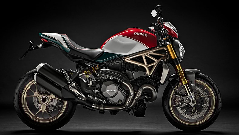 facebook-Linked_Image___Monster 1200 25 Anniversario_3_UC66340_Mid