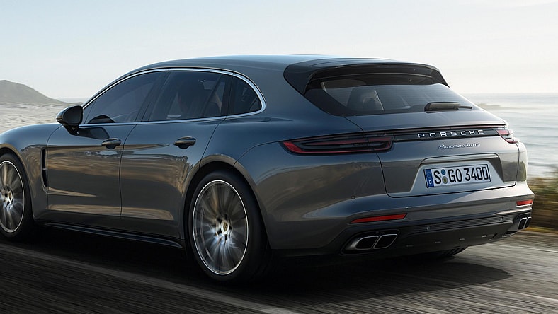 facebook-Linked_Image___Porsche Panamera6