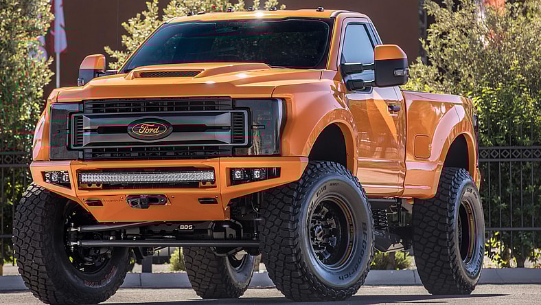facebook-Linked_Image___SEMA2017_32_BDS_F250_SUPER_DUTY-3