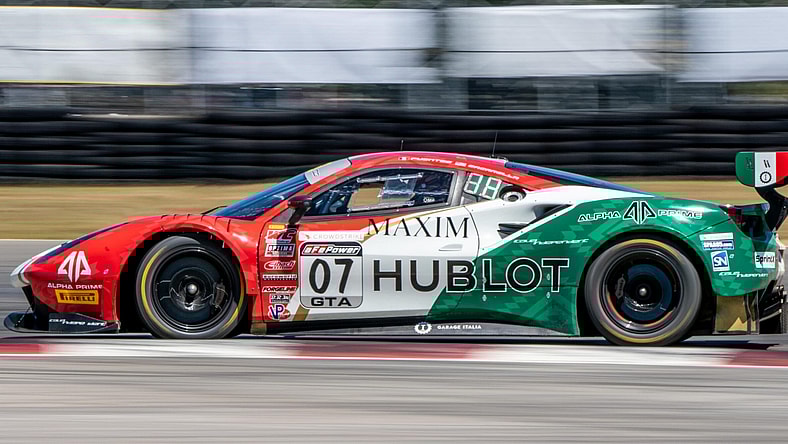 facebook-Linked_Image___Squadra Corse_PIR-70