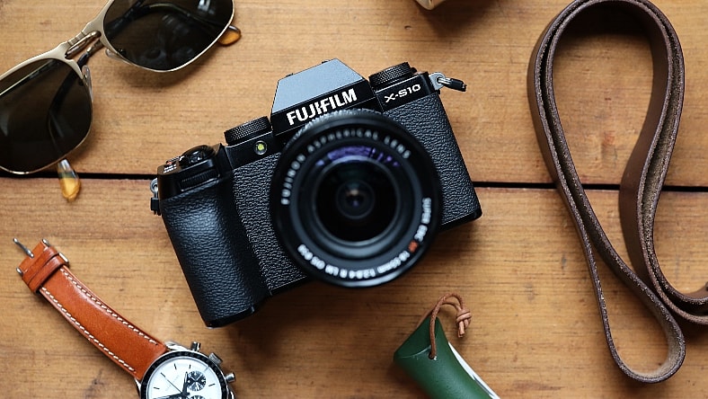Fuji X-S10 Promo