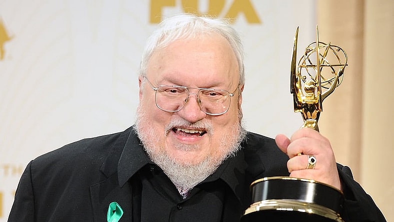 george-rr-martin-song-fire-ice-sixth-not-finished-main.jpg