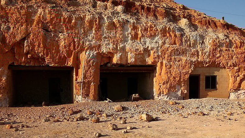 An abandoned Coober Pedy hillside dugout dwelling