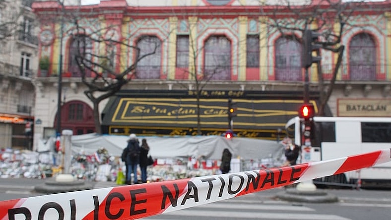 np021016_Bataclan_Reopen.jpg