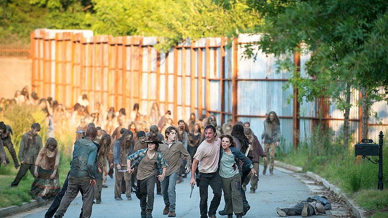 heat123115_thewalkingdead_article.jpg