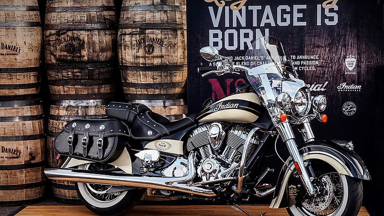 JD - Indian Chief Vintage Limited Edition - for wire (1).jpg