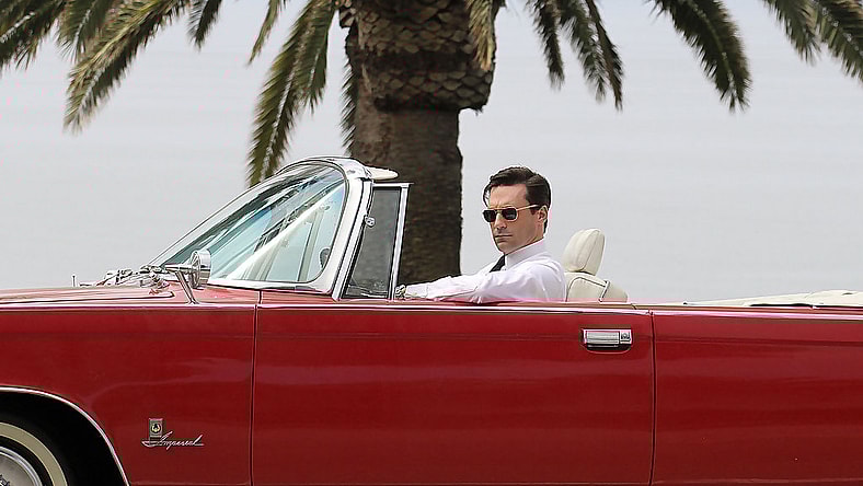 Jon+Hamm+films+scene+red+vintage+Imperial+EHWL_lYbVw0x.jpg