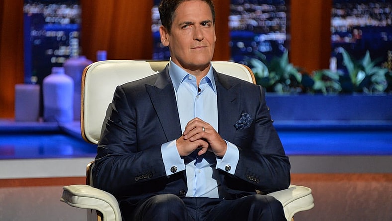 mark-cuban-american-airlines-main