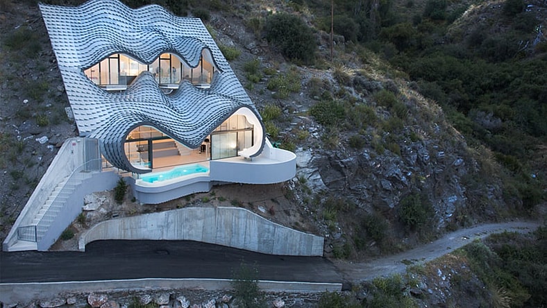 Mediterranean-Dragon-House-7.jpg