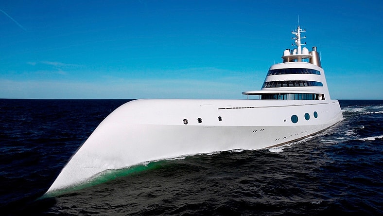 mega-yacht-a-owned-andrei-melnichenko-2 (1).jpg