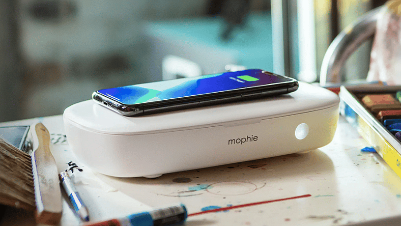 mophie-uv-sanitizer-1