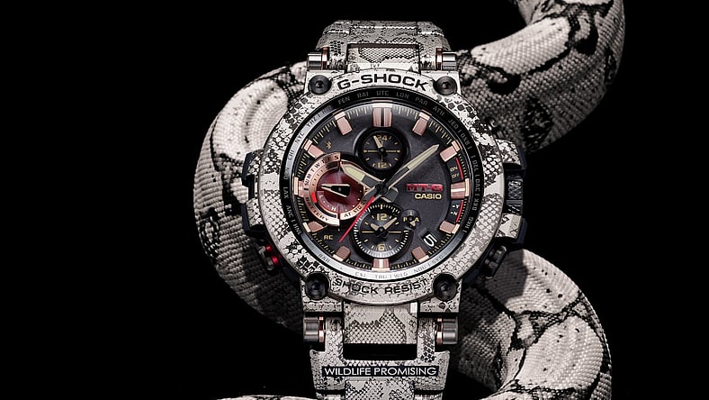 MTGB1000WLP-g-shock-python-1