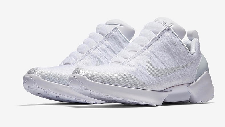 nike-hyperadapt-black-white-1