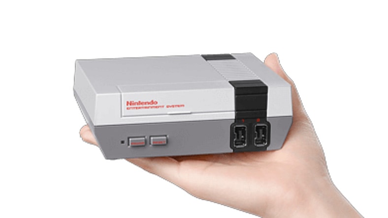 nintendo-classic-mini-console-gaming-system---hand-on-whitejpg