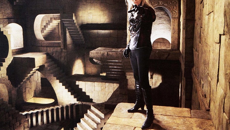 np011116_bowielabyrinth_article2.jpg