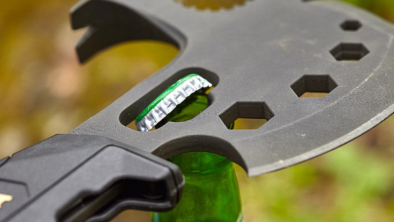 Off Grid Survival Axe Elite (3)