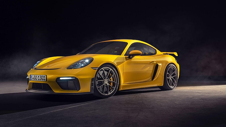 Porsche Cayman 718 GT4 Promo