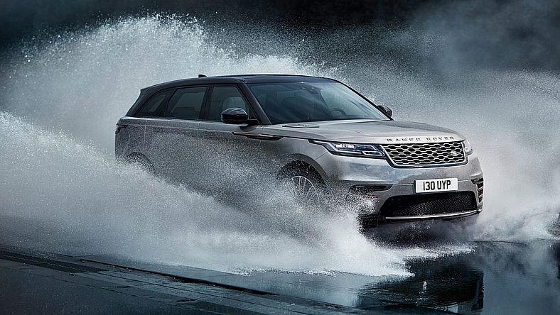 rrvelar18my435glhdprlocationdynamic010317