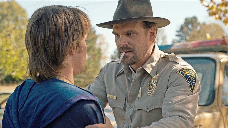 stranger-things-David-Harbour